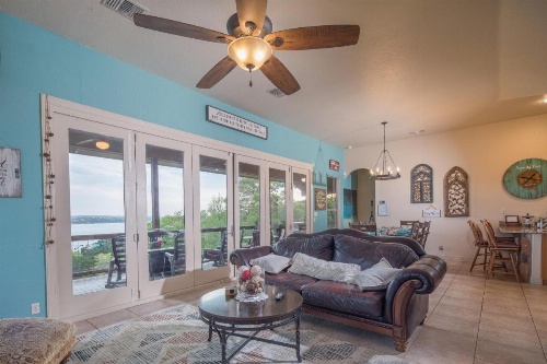 Bella'S Cove Home image 47
